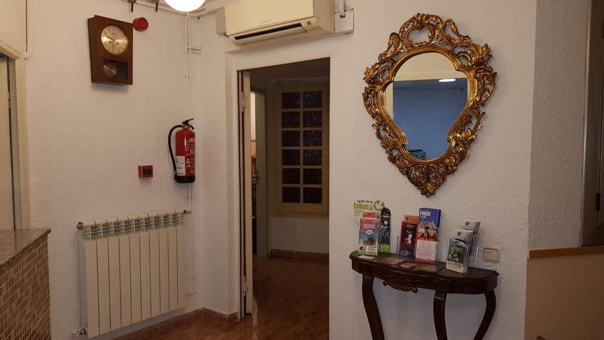ברצלונה Hostal Rio De Castro מראה חיצוני תמונה