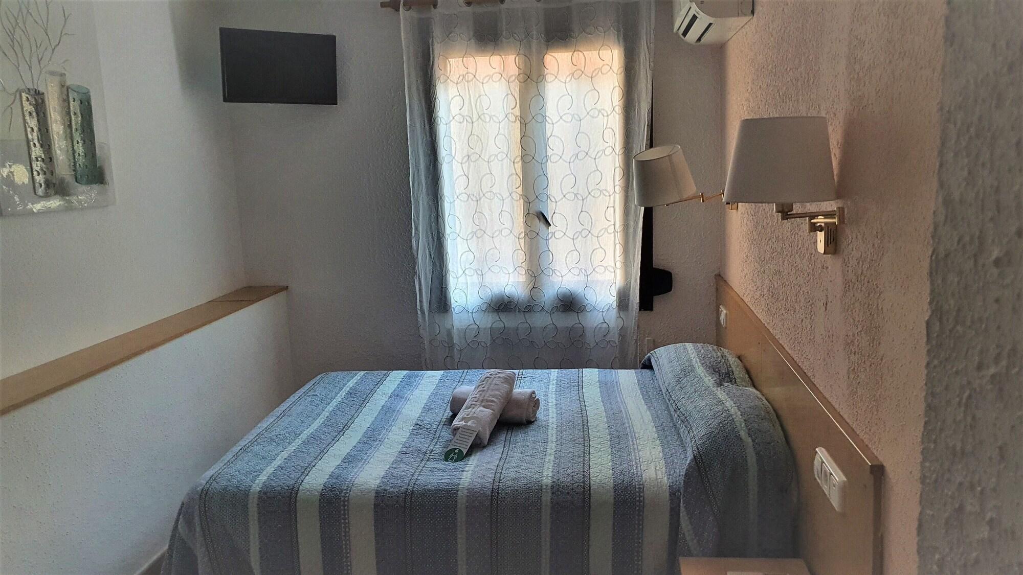 ברצלונה Hostal Rio De Castro מראה חיצוני תמונה